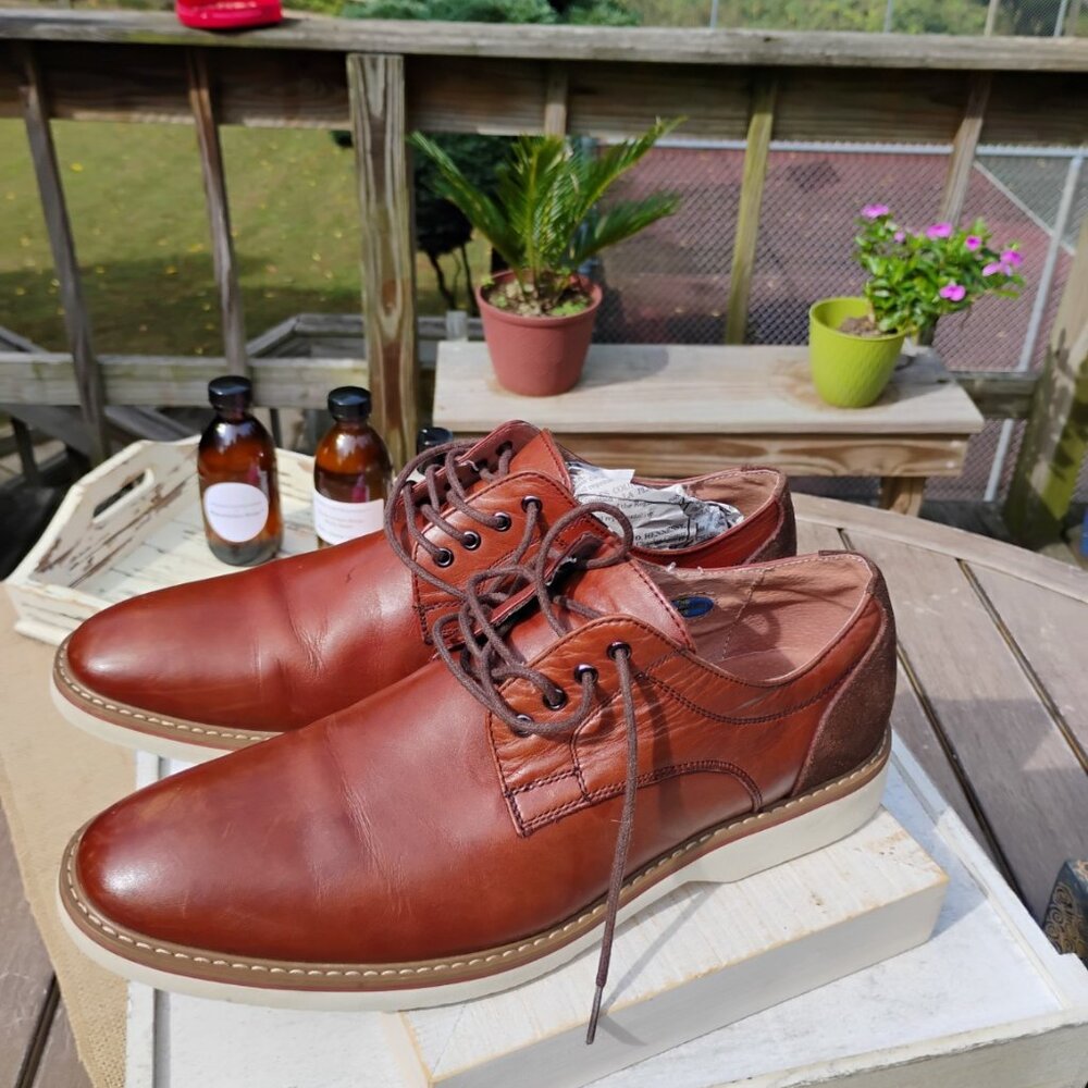 Florsheim Leather Derby Shoes – Cognac Brown – Size 10.5 – Classic Dress Casual - Picture 4 of 5